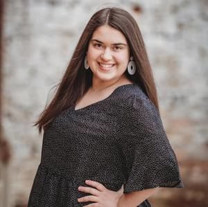 Meet your Posher, Caroline